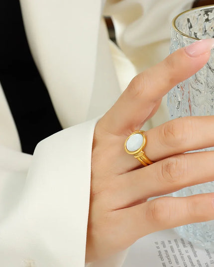 Vintage white seashell charming ring index finger ring accessory
